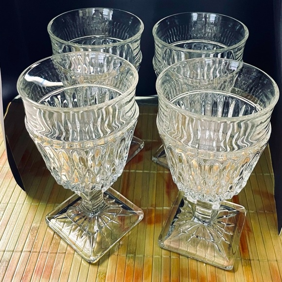 4 Pcs - Indiana Glass Wine Glasses Mt. Vernon Clear Pattern W/Square Base - Picture 2 of 14